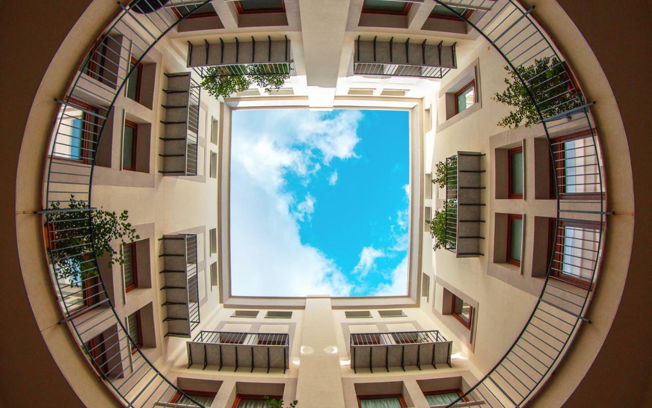 パレルモSolemar Sicilia - Palazzo Quaroniアパートメント エクステリア 写真